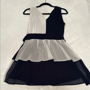 Chic Navy and White Sleeveless Dress